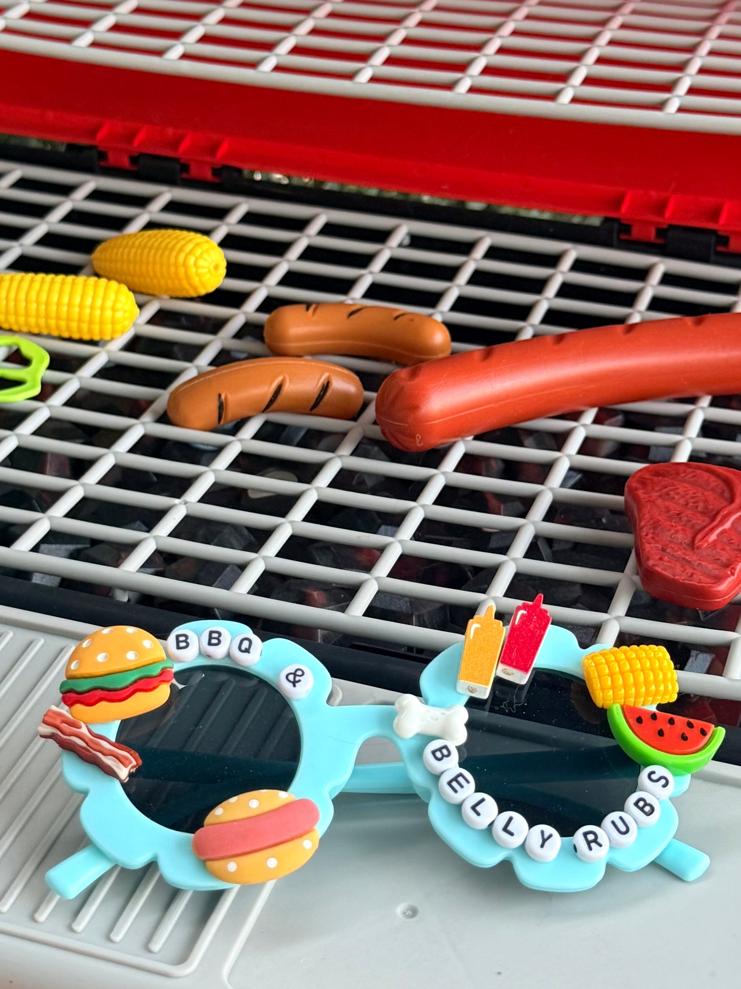 BBQ Dog Sunglasses-2 styles